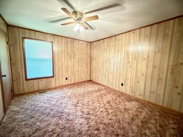 3852 Payne Cove Rd Pelham, TN 37366