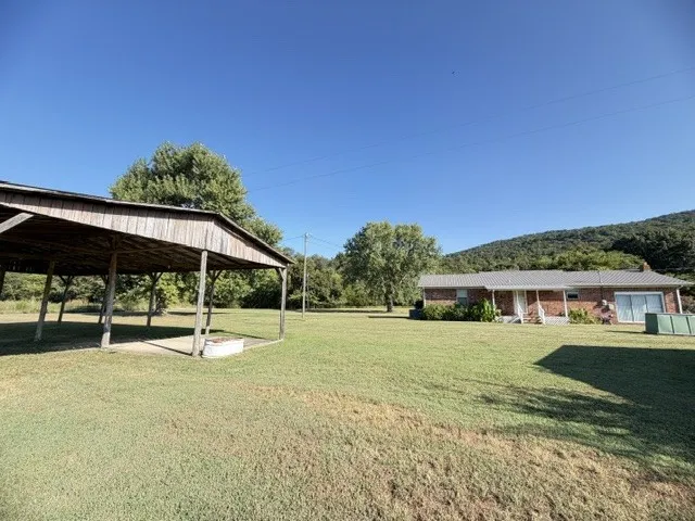 3852 Payne Cove Rd Pelham, TN 37366