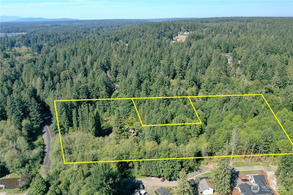 6015 Whitmore Drive NW Gig Harbor, WA 98335