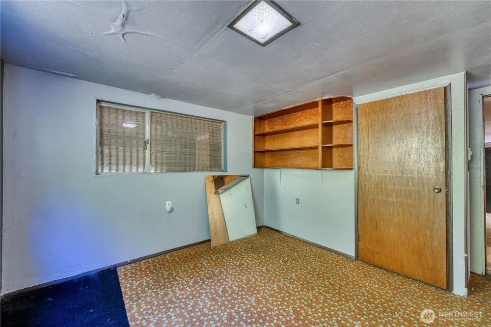 6015 Whitmore Drive NW Gig Harbor, WA 98335