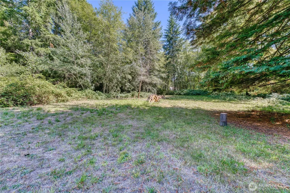 6015 Whitmore Drive NW Gig Harbor, WA 98335