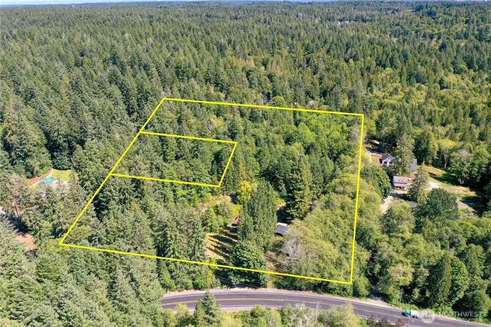 6015 Whitmore Drive NW Gig Harbor, WA 98335