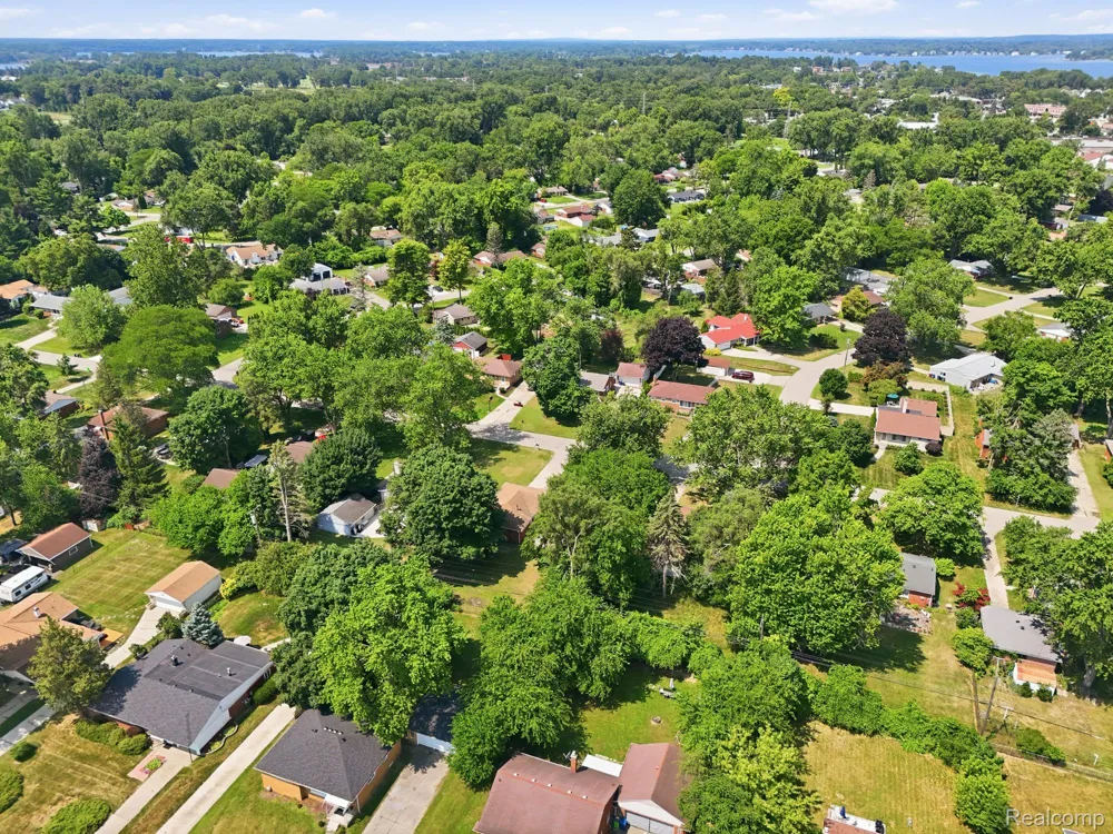 2313 Saint Joseph Street West Bloomfield Charter Township, MI 48324
