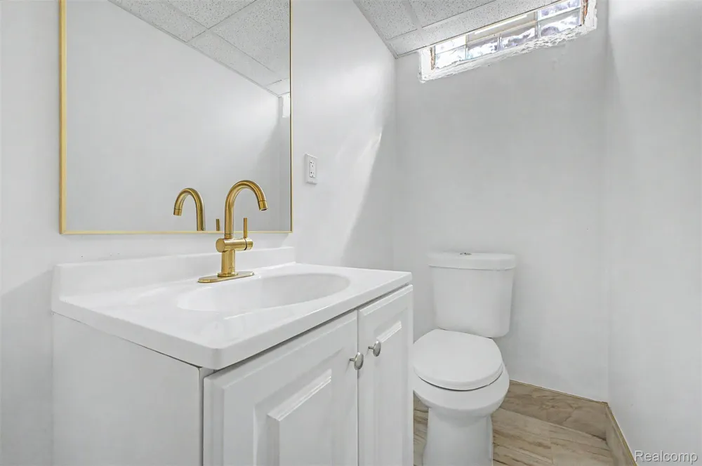 2313 Saint Joseph Street West Bloomfield Charter Township, MI 48324