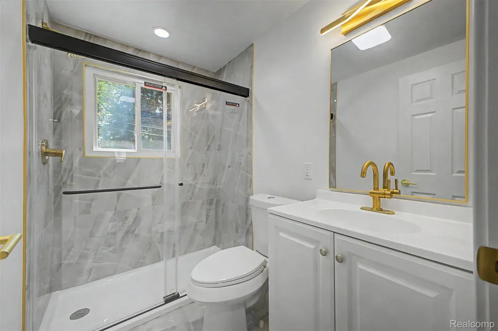 2313 Saint Joseph Street West Bloomfield Charter Township, MI 48324