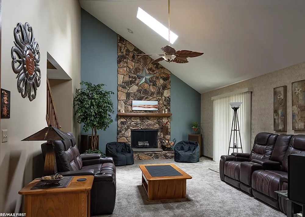 48315 Walden Road Macomb Township, MI 48044