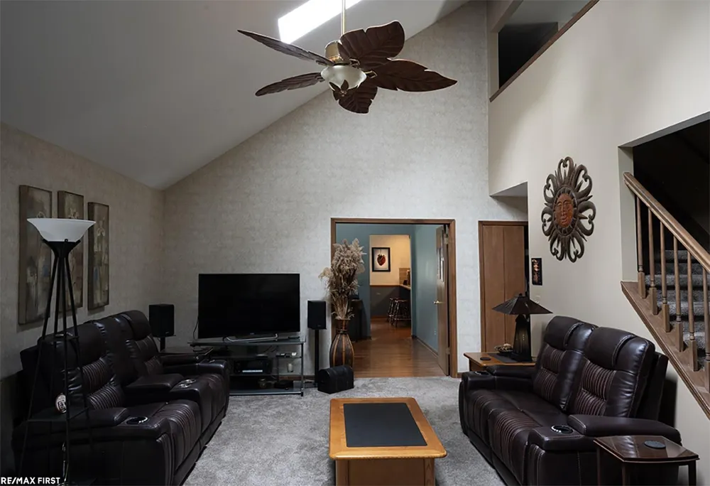 48315 Walden Road Macomb Township, MI 48044