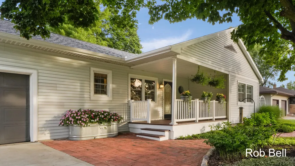 631 Evergreen Street Georgetown Charter Township, MI 49428