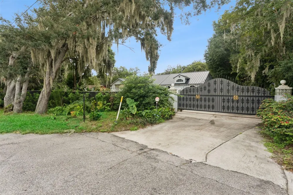 4874 OLD OAK TRAIL St Cloud, FL 34771