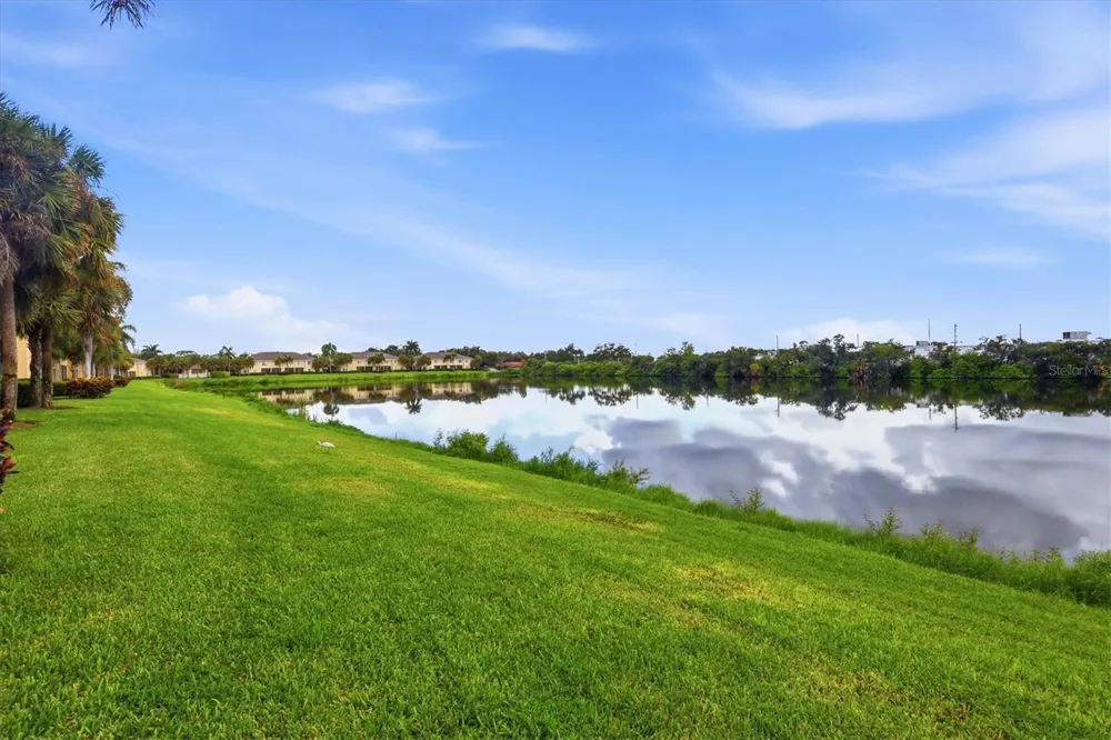 3511 45TH TERRACE W #108 Bradenton, FL 34210