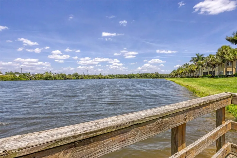 3511 45TH TERRACE W #108 Bradenton, FL 34210