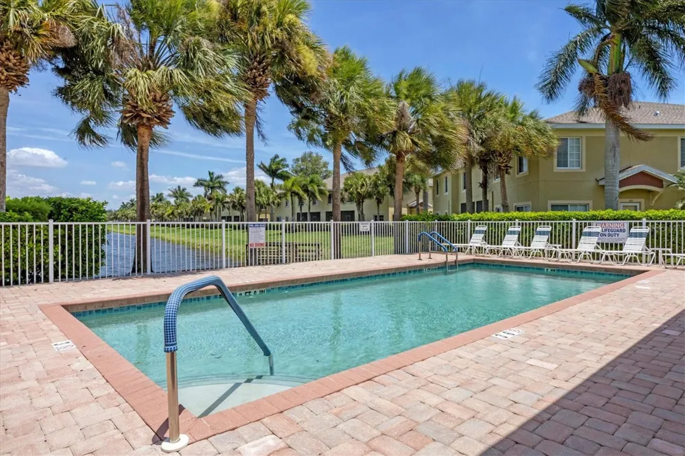 3511 45TH TERRACE W #108 Bradenton, FL 34210