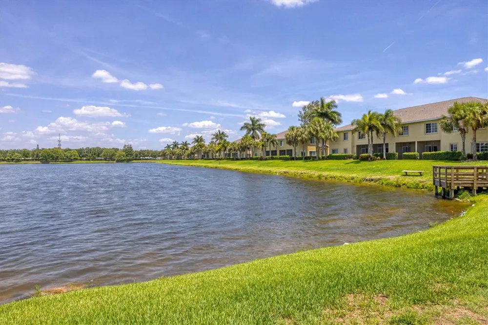 3511 45TH TERRACE W #108 Bradenton, FL 34210