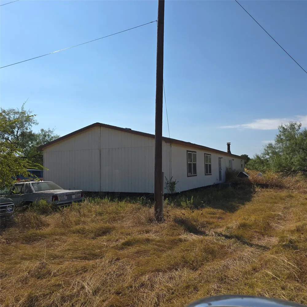 1946 Bosley Road Santo, TX 76472