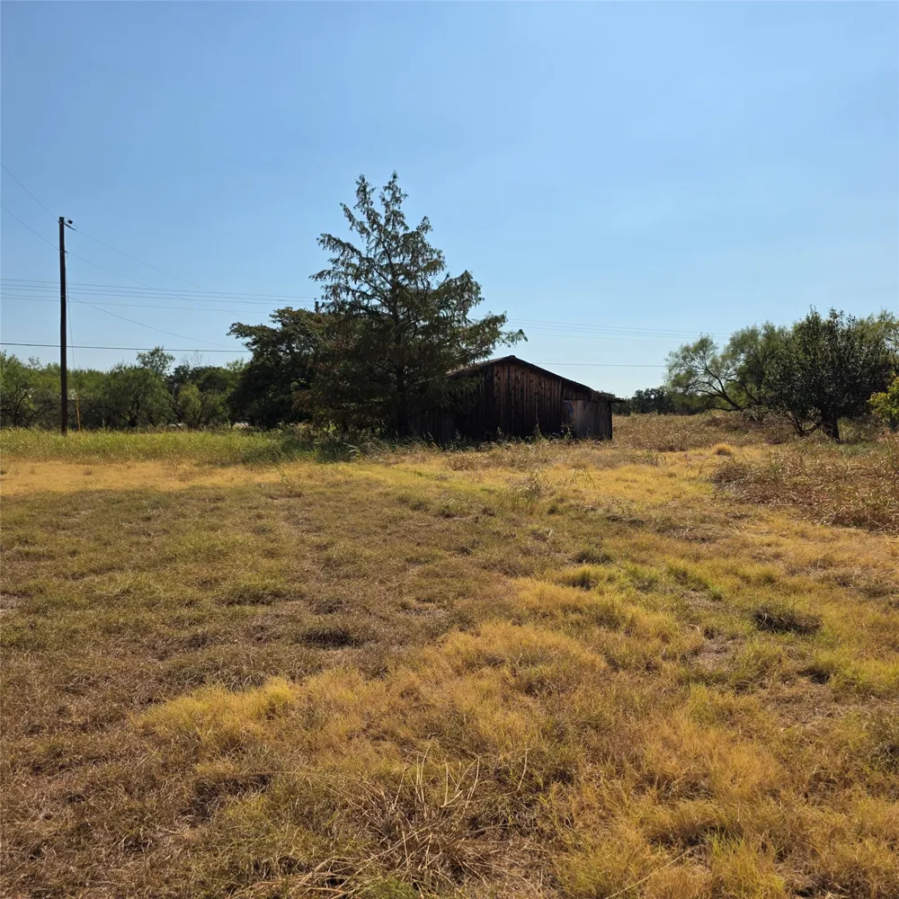 1946 Bosley Road Santo, TX 76472