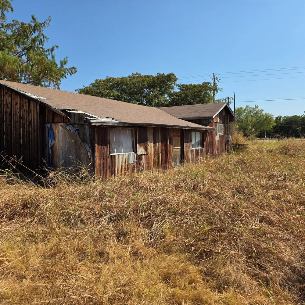 1946 Bosley Road Santo, TX 76472