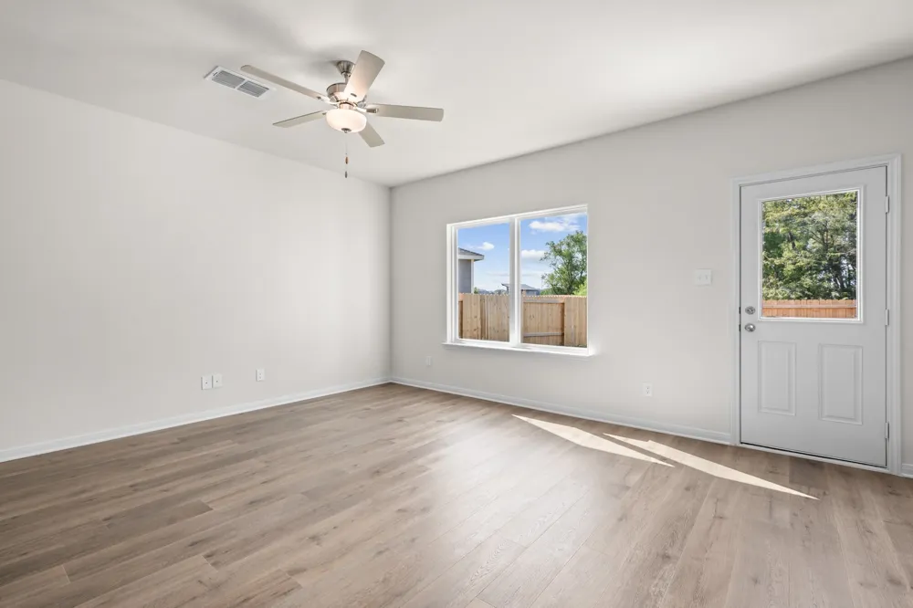 8433 White Wolf Trail Ponder, TX 76259