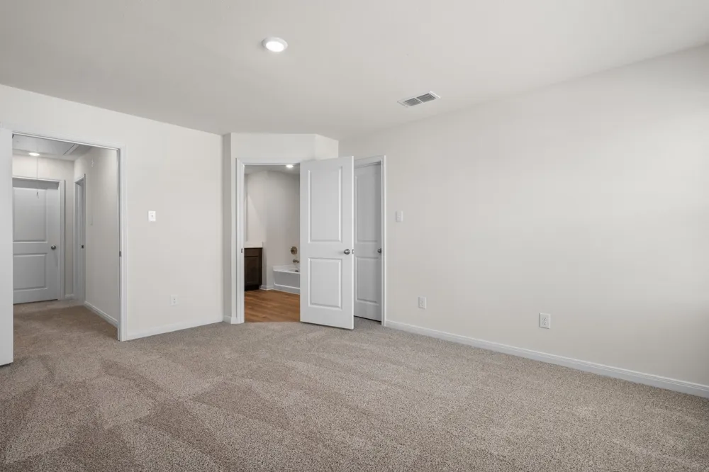 8433 White Wolf Trail Ponder, TX 76259
