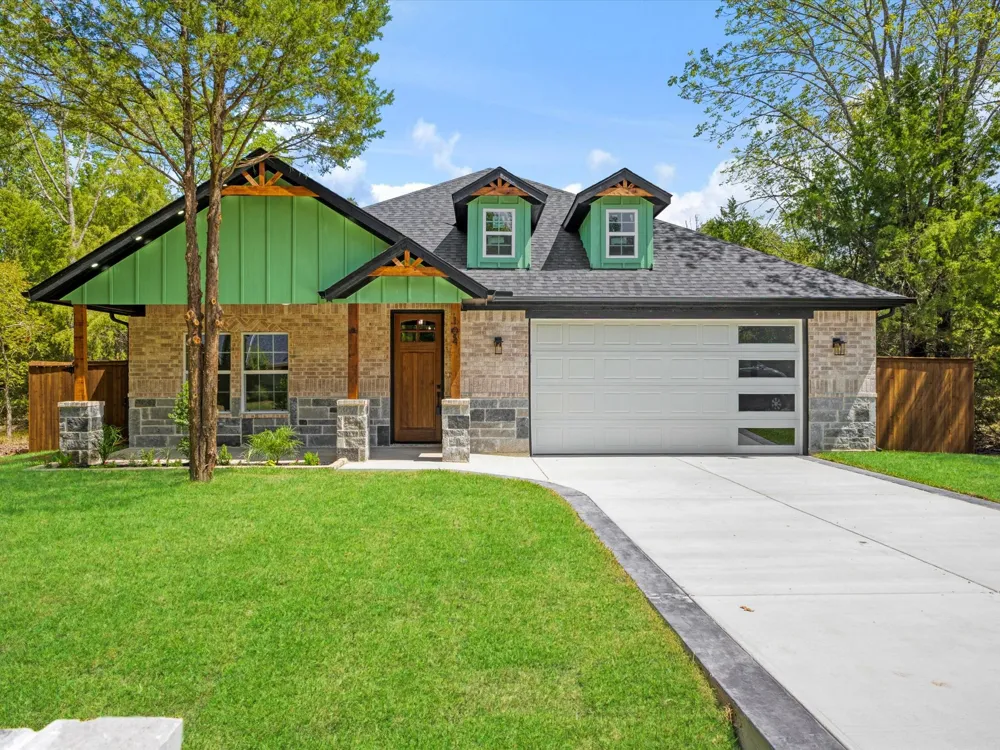 104 Parkside Drive Trinidad, TX 75163