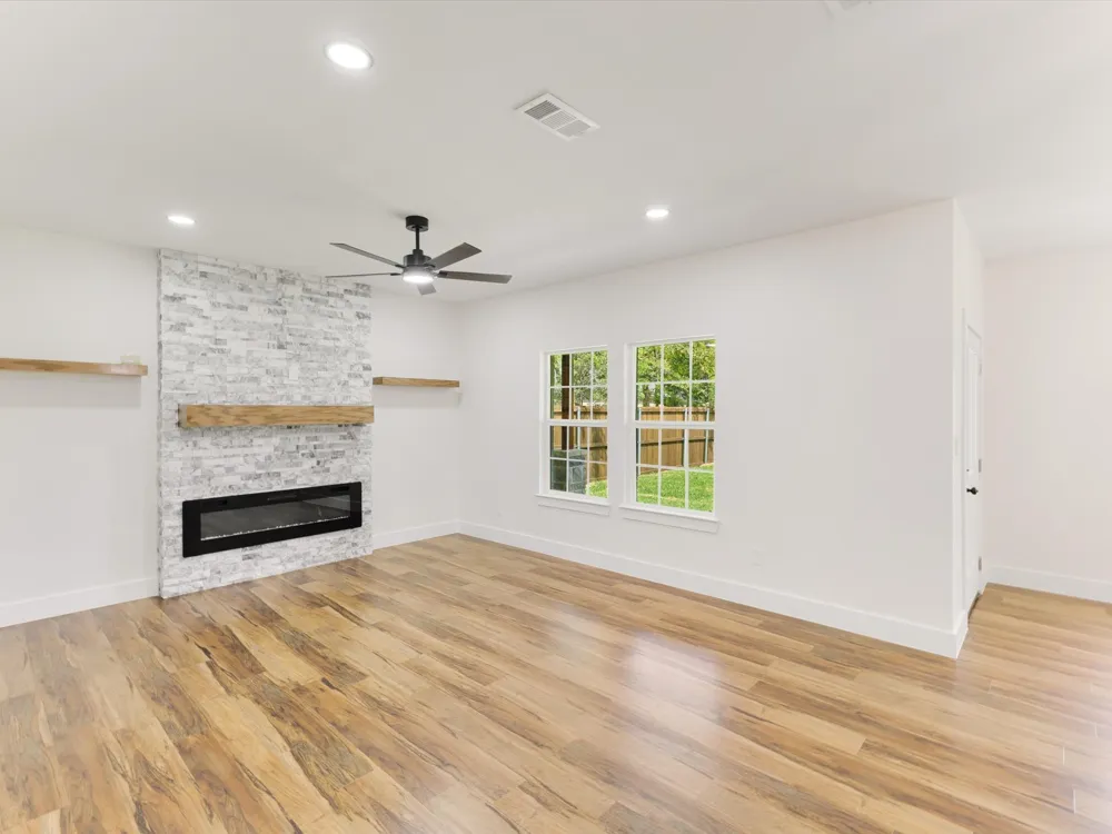 104 Parkside Drive Trinidad, TX 75163