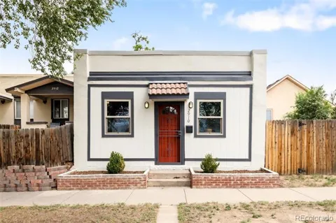 2910 Columbine Street