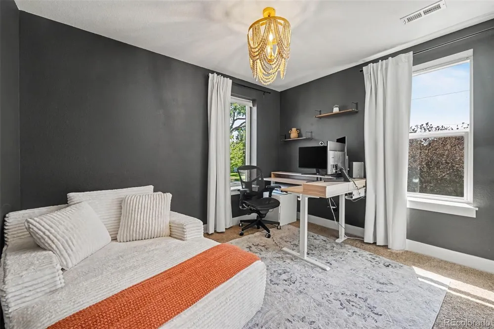 3002 Gilpin Street Denver, CO 80205