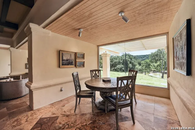 320 UPPER CIBOLO CREEK RD Boerne, TX 78006