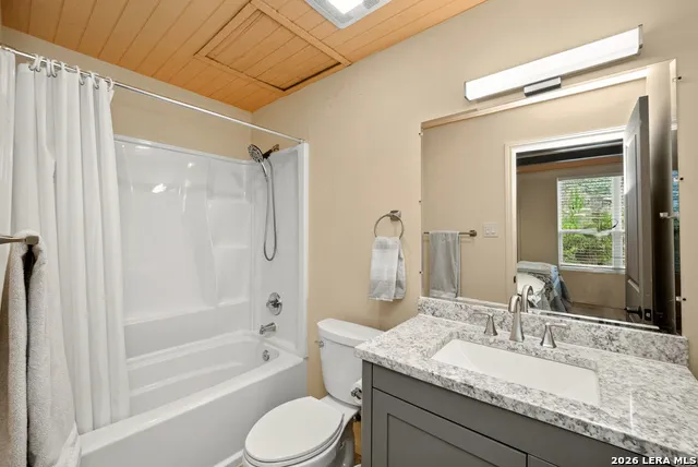 320 UPPER CIBOLO CREEK RD Boerne, TX 78006