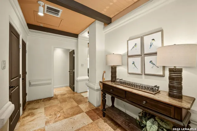 320 UPPER CIBOLO CREEK RD Boerne, TX 78006