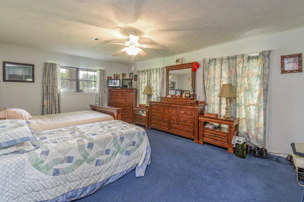 4503 Allen Genoa Road Pasadena, TX 77504