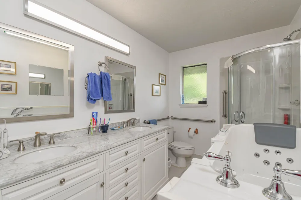 4503 Allen Genoa Road Pasadena, TX 77504