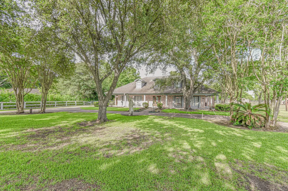 4503 Allen Genoa Road Pasadena, TX 77504