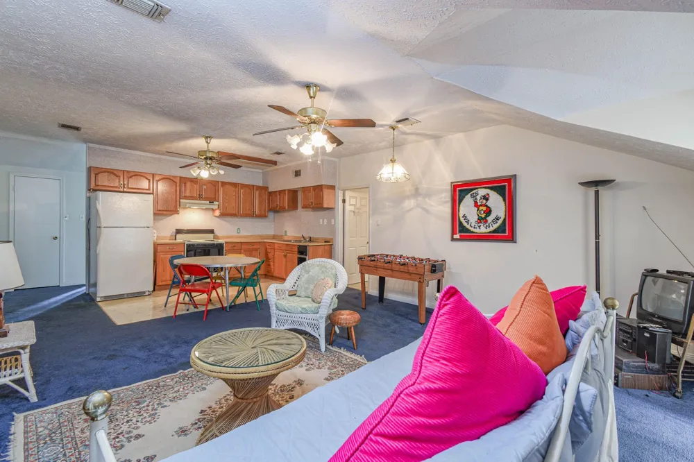 4503 Allen Genoa Road Pasadena, TX 77504
