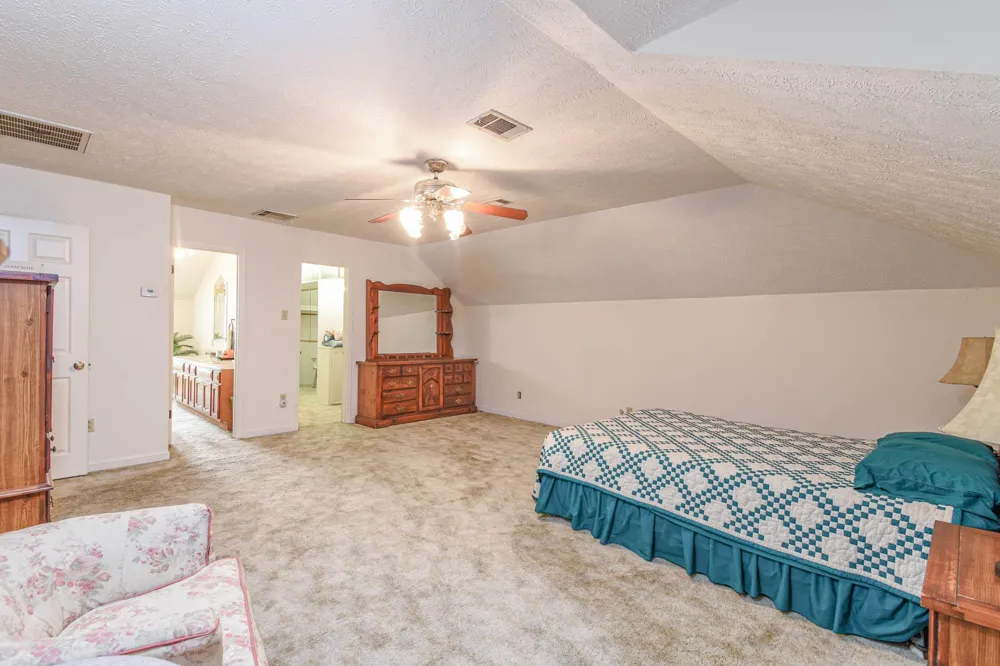 4503 Allen Genoa Road Pasadena, TX 77504