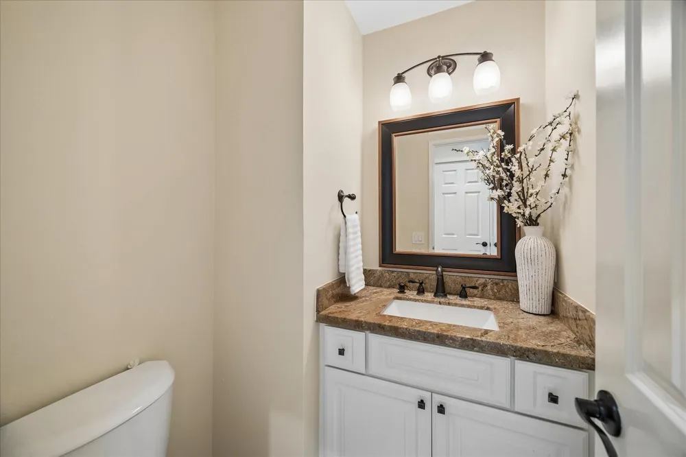 115 Litchfield Lane Houston, TX 77024