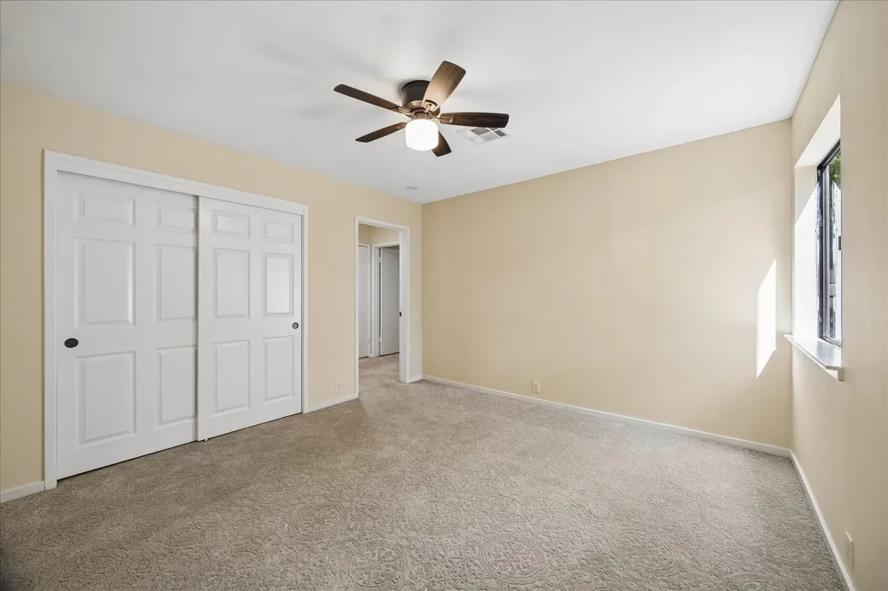 115 Litchfield Lane Houston, TX 77024