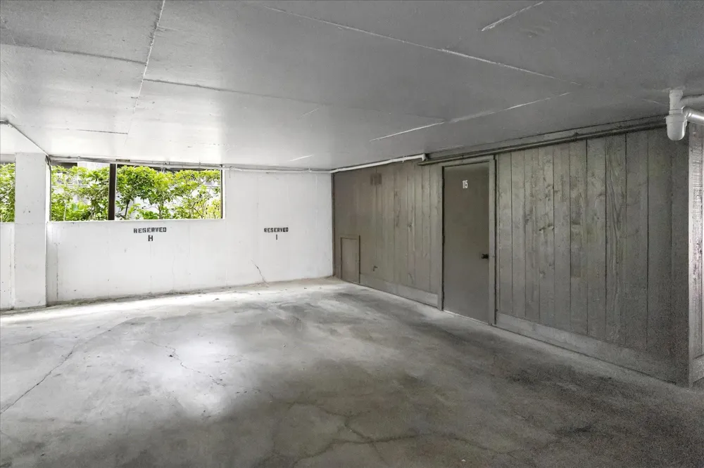115 Litchfield Lane Houston, TX 77024