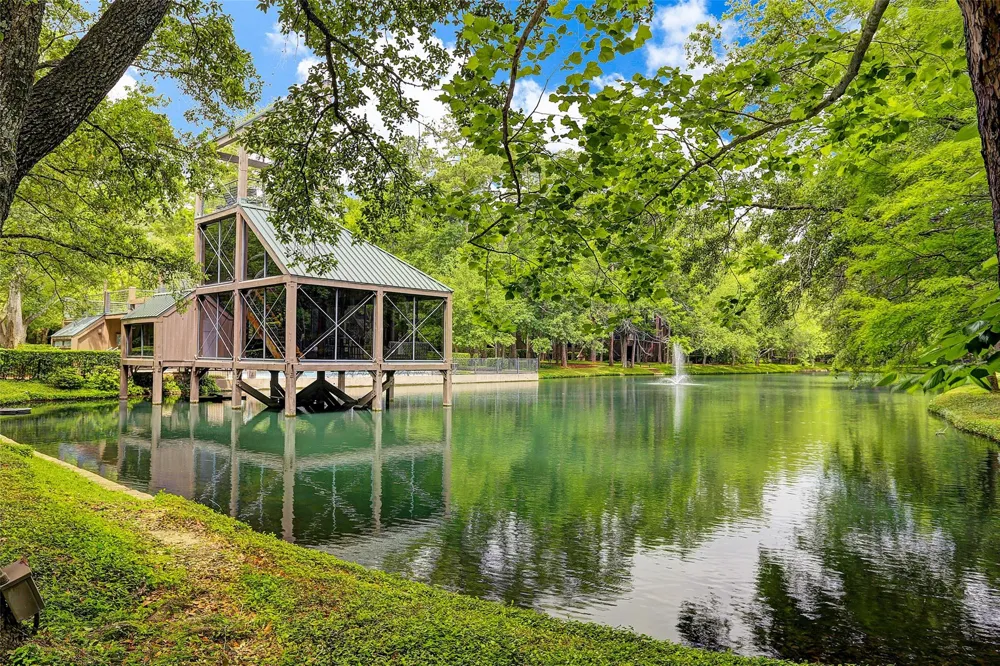 115 Litchfield Lane Houston, TX 77024