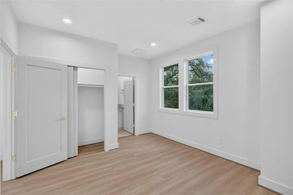 5313 Verdome Lane Houston, TX 77092