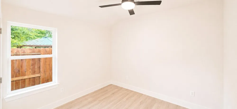 142 College Street Fresno, TX 77545