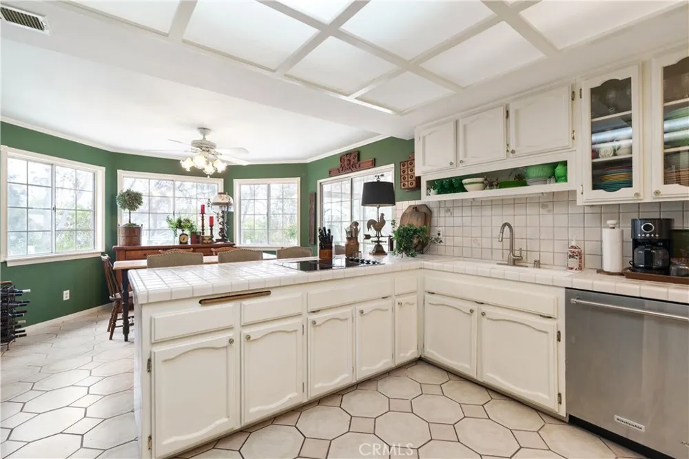 31065 Avenida Del Reposo Temecula, CA 92591