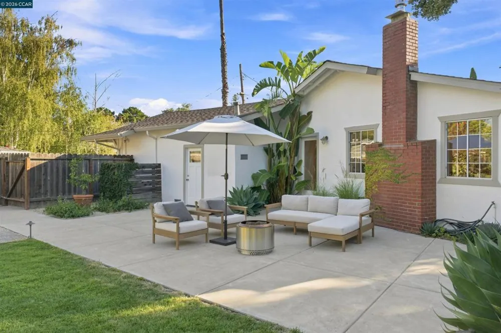 1422 Novato Ct Walnut Creek, CA 94597