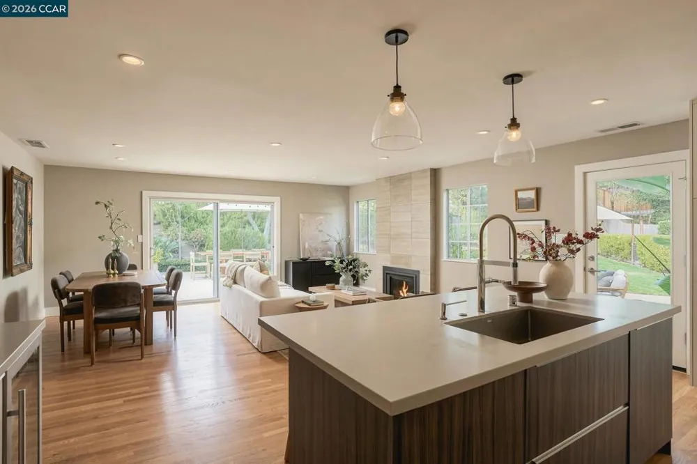1422 Novato Ct Walnut Creek, CA 94597