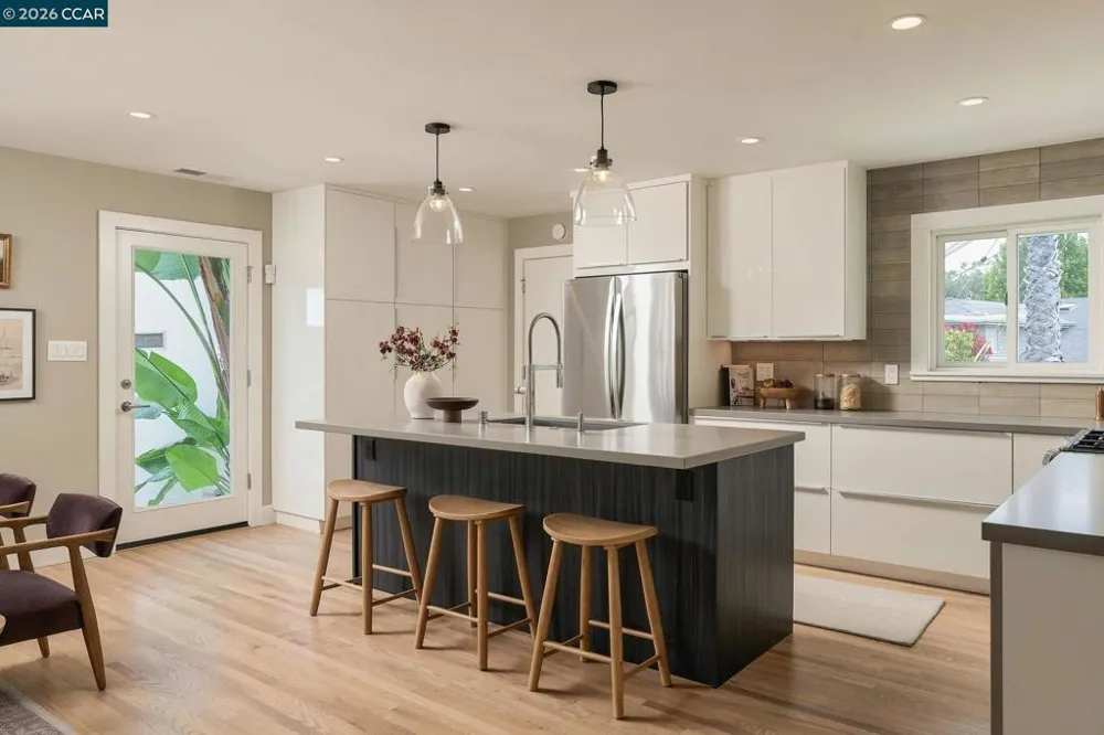 1422 Novato Ct Walnut Creek, CA 94597