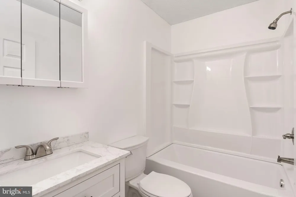 5844 ANTHONY DRIVE Woodbridge, VA 22193