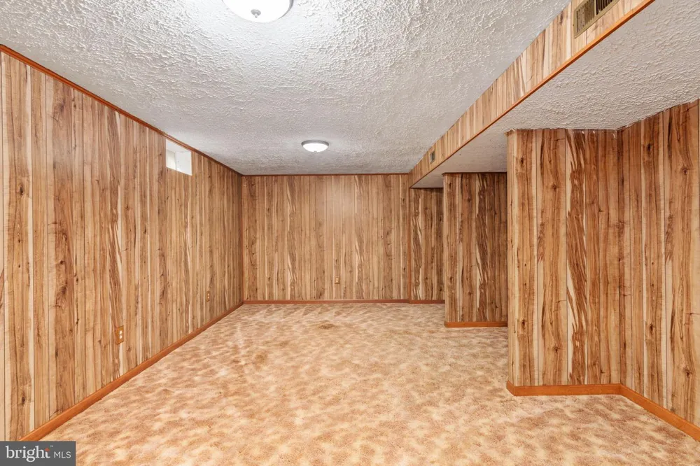 5844 ANTHONY DRIVE Woodbridge, VA 22193
