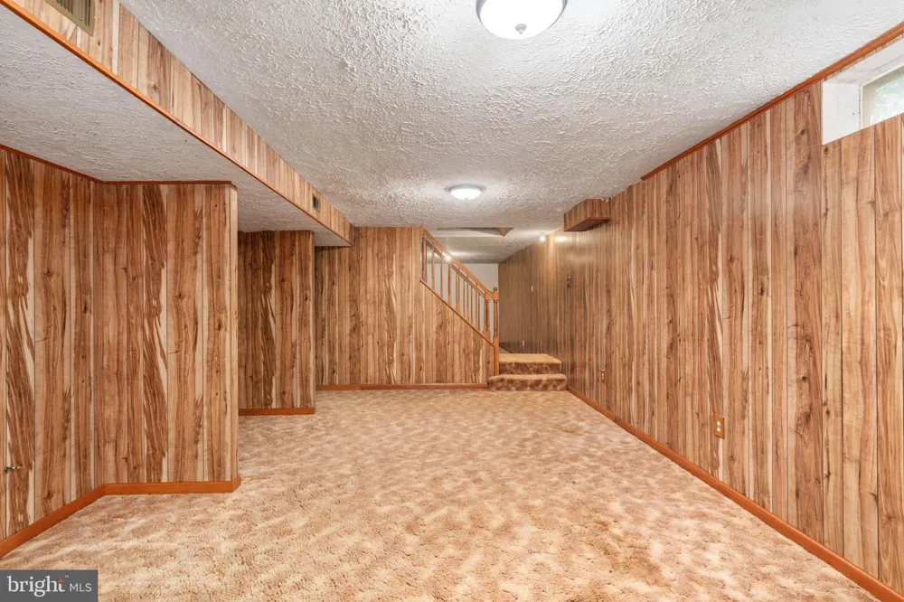5844 ANTHONY DRIVE Woodbridge, VA 22193