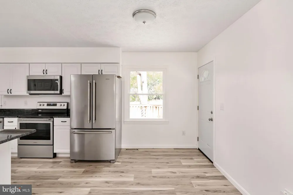 5844 ANTHONY DRIVE Woodbridge, VA 22193