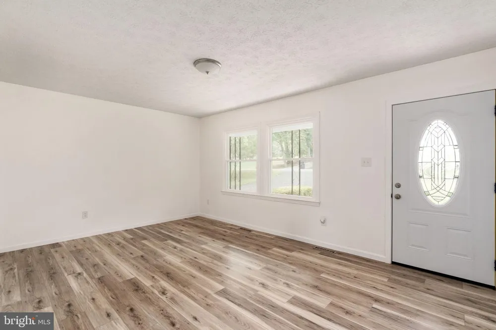 5844 ANTHONY DRIVE Woodbridge, VA 22193