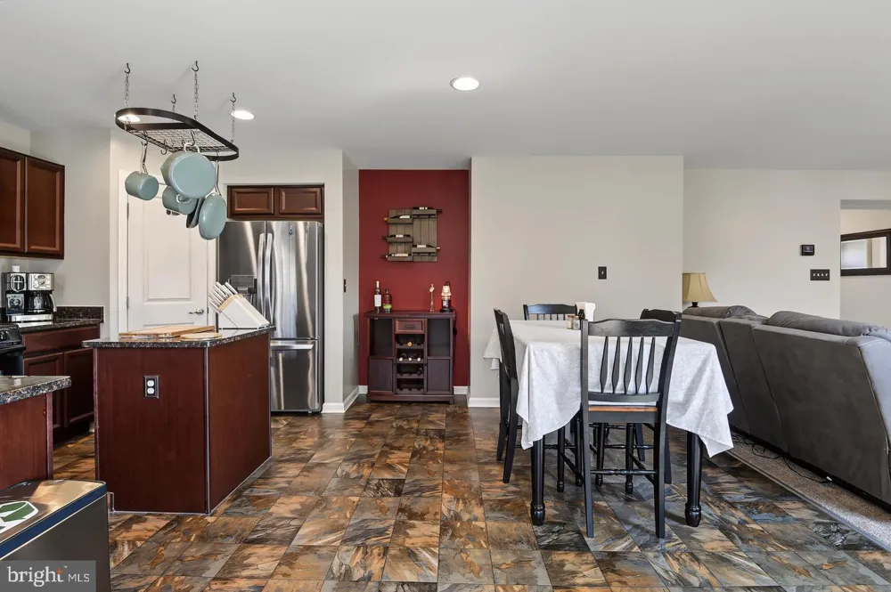 837 COLDWATER DRIVE Clayton, DE 19938